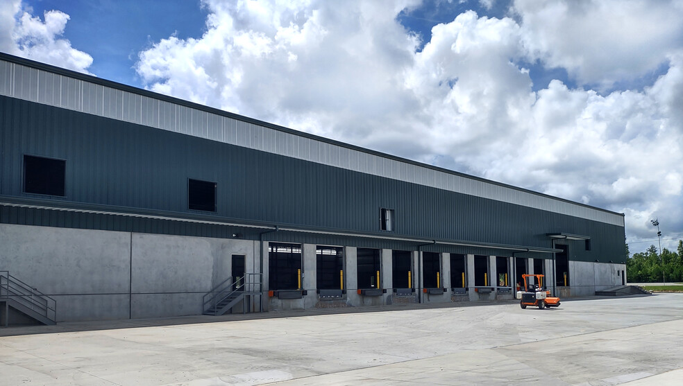 Primary Photo Of Jimmy Deloach Pky, Pooler Warehouse For Lease