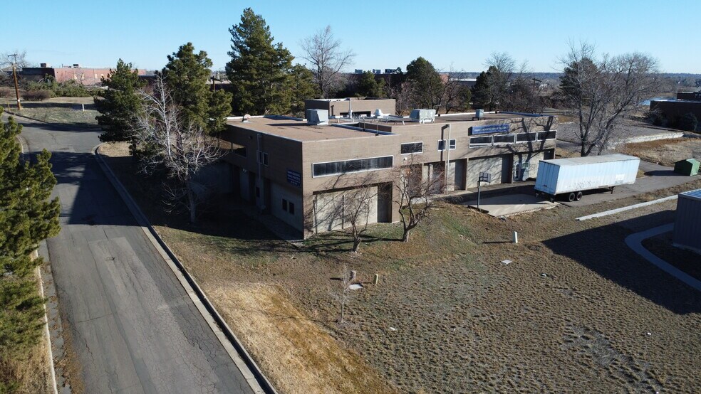 More Photos Of 5920 McIntyre St, Golden Flex For Sale