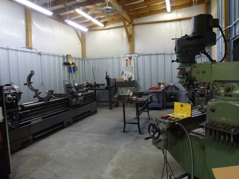 More Photos Of 120 Belcher Rd, Boiling Springs Warehouse For Lease