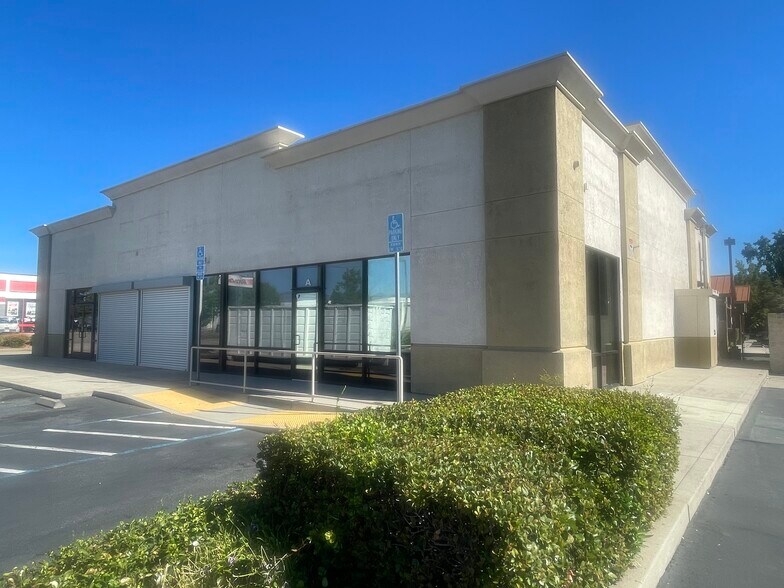 Primary Photo Of 317 Lake Blvd, Redding Freestanding For Lease