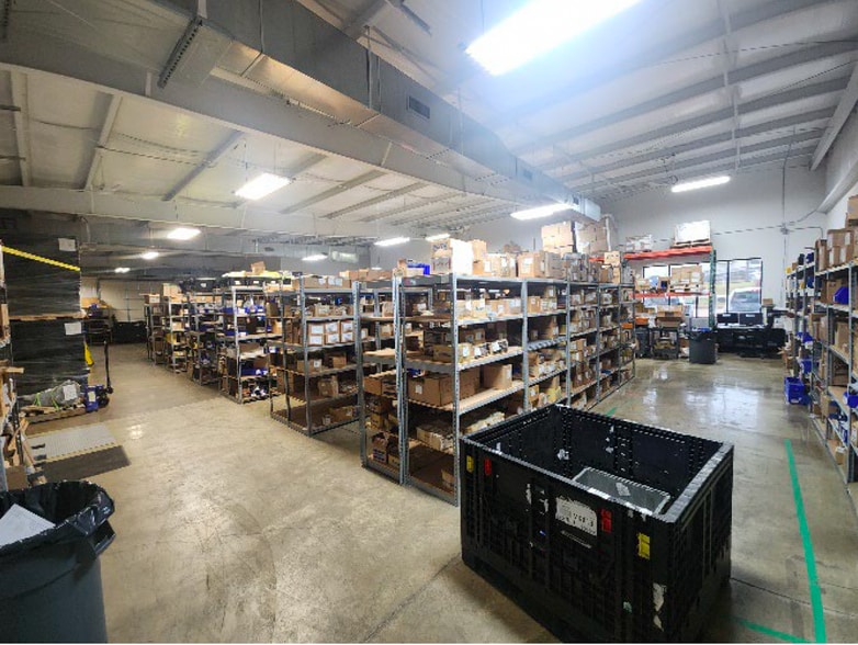 More Photos Of 2006 Highway 72 E Anx, Corinth Light Distribution For Lease