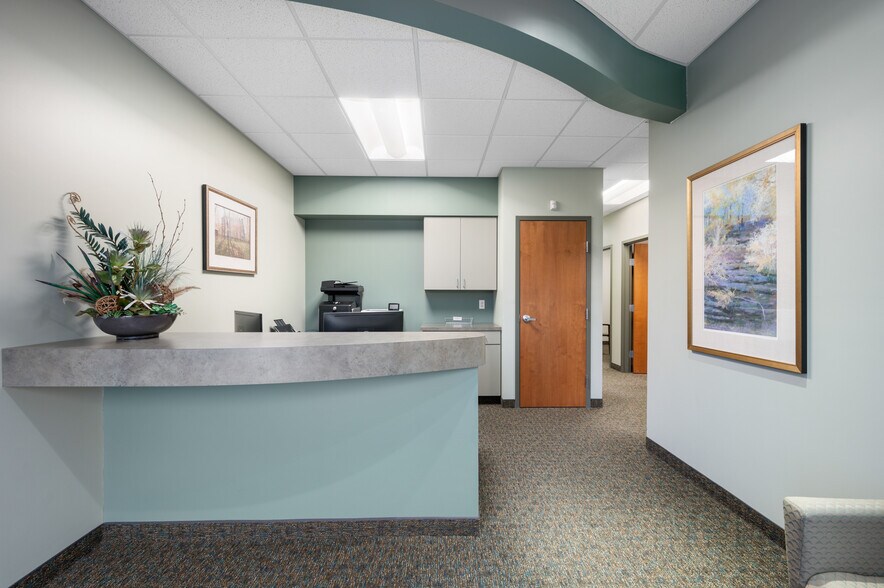More Photos Of 3000 W White River Blvd, Muncie Office For Sale