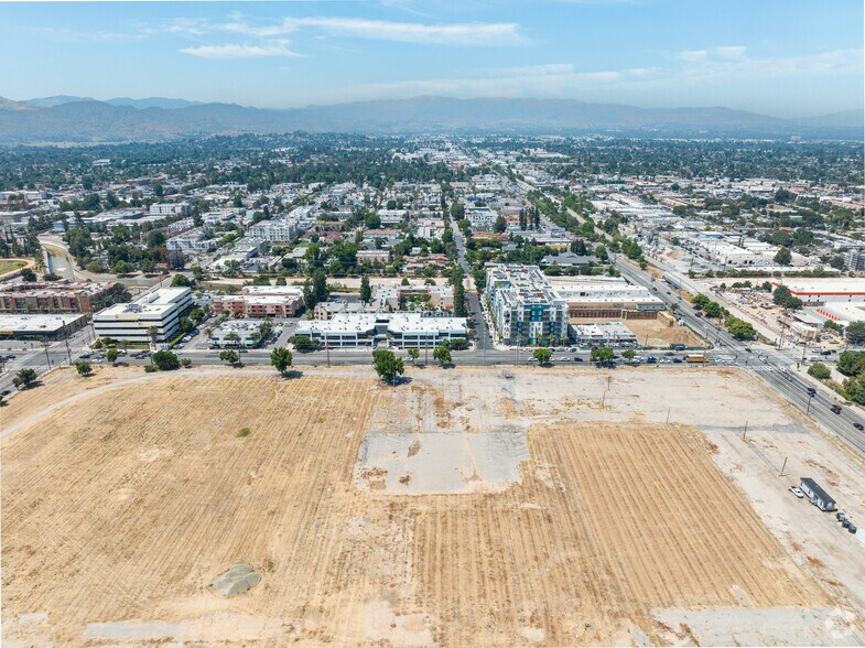 More Photos Of 6633 Canoga Ave, Canoga Park Land For Sale