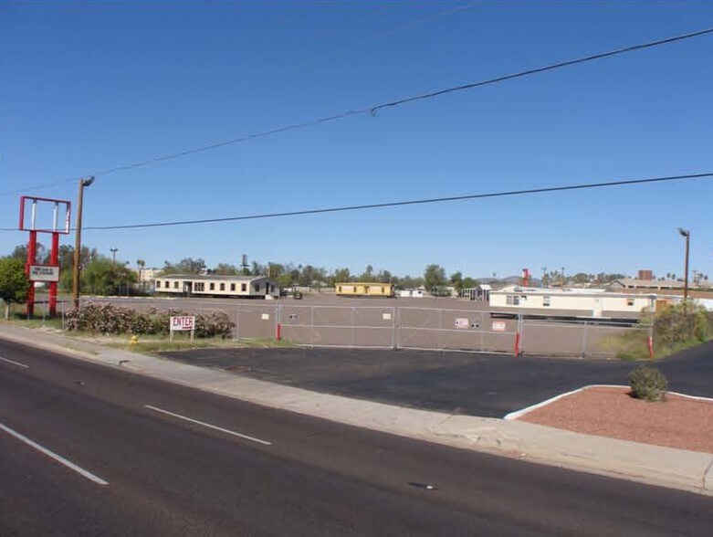 Primary Photo Of 3333 W Indian School Rd, Phoenix Land For Lease