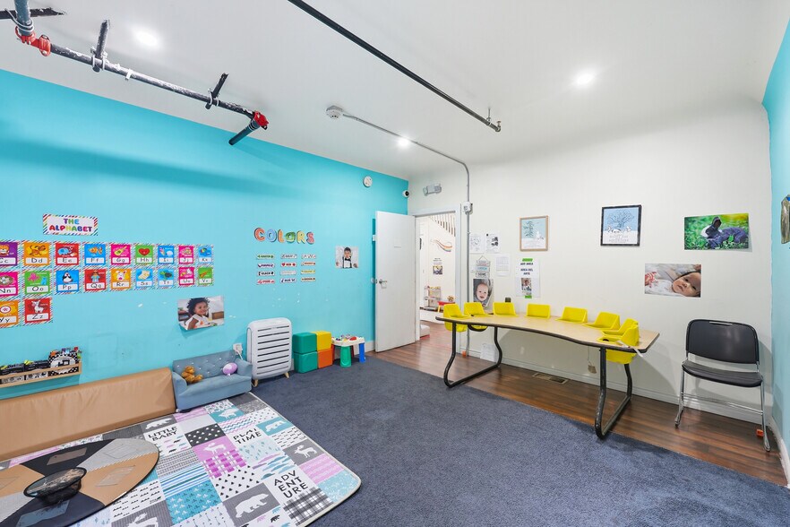 More Photos Of 522 W VERNON Ave, Los Angeles Daycare Center For Sale