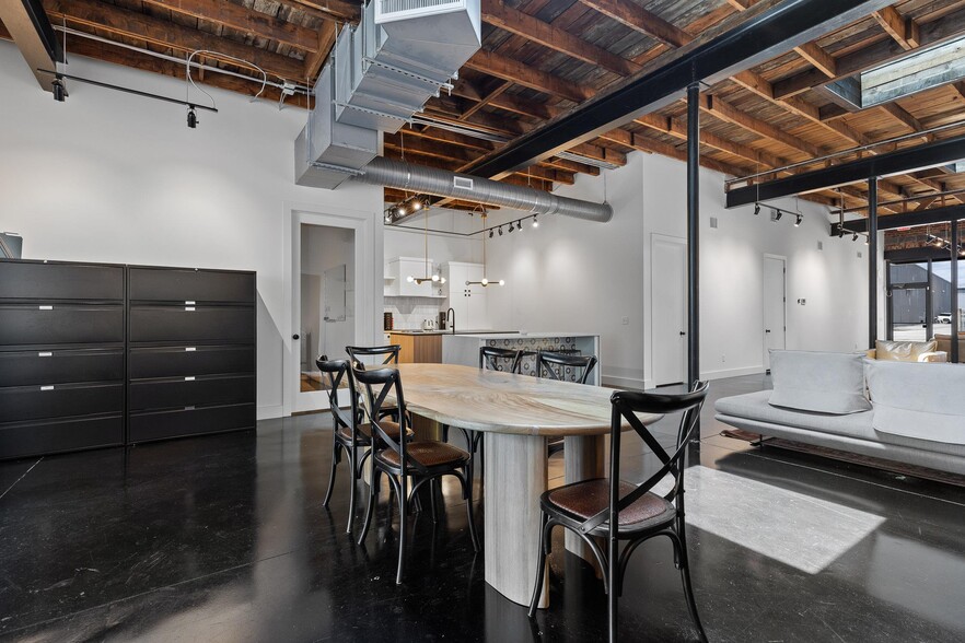 More Photos Of 1412 E Main St, Chattanooga Office For Sale