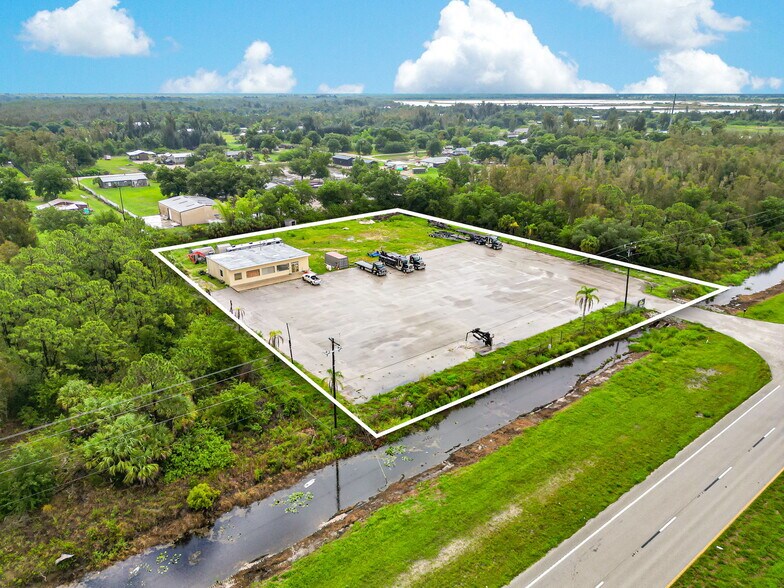 More Photos Of 16070 Tamiami Trl, Punta Gorda Industrial For Sale