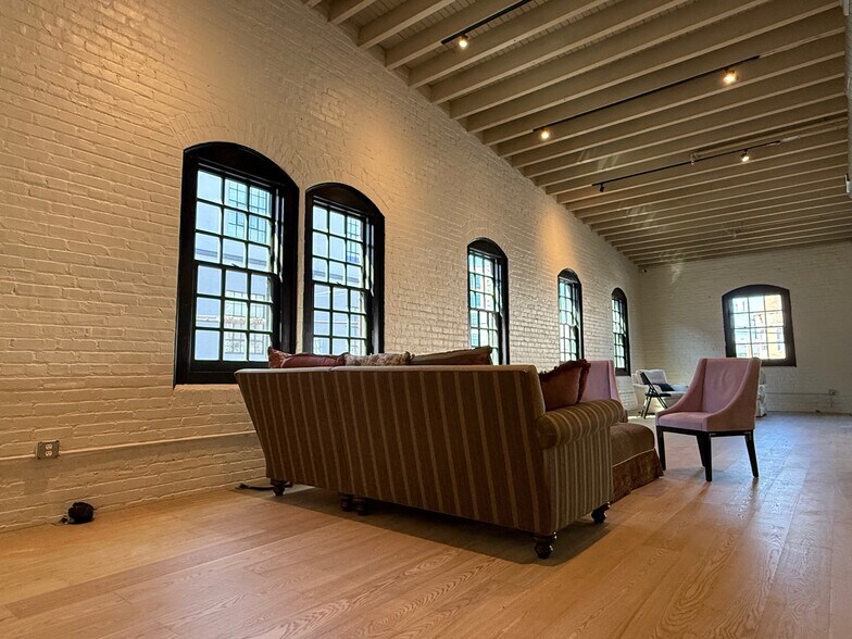 More Photos Of 1521-1531 N 31st St, Philadelphia Warehouse For Sale