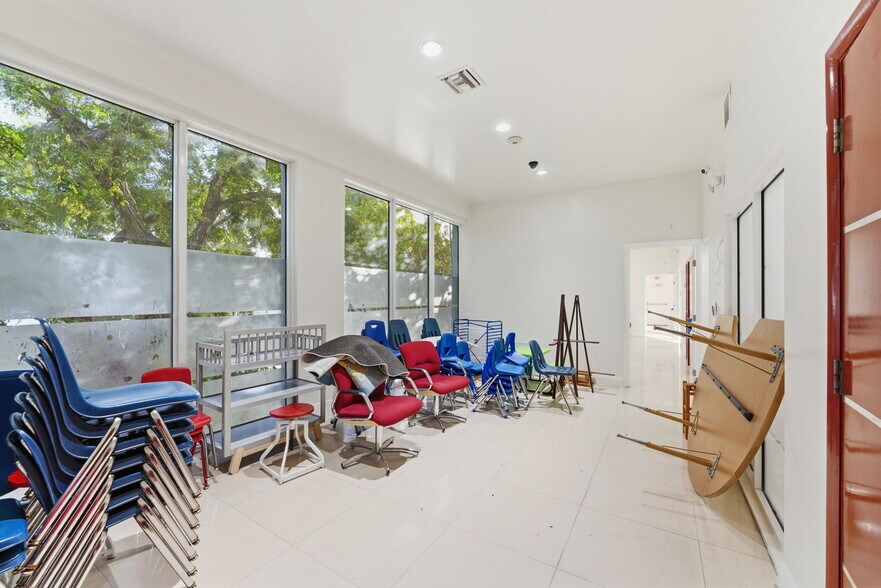 More Photos Of 6545 NW 169th St, Hialeah Medical For Sale