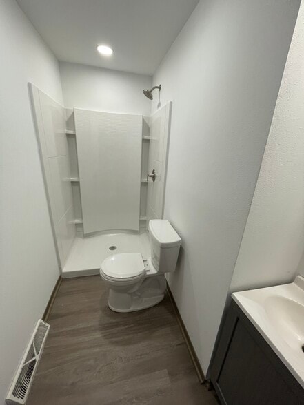 More Photos Of 202 S 3rd St, Watertown Storefront Retail Residential For Sale