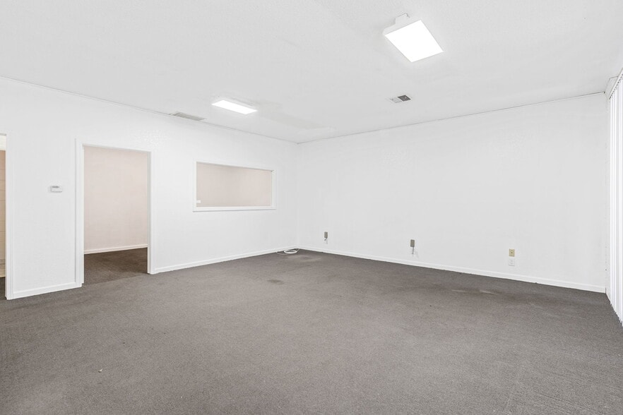 More Photos Of 77-89 Jackson St, Hayward Office For Lease