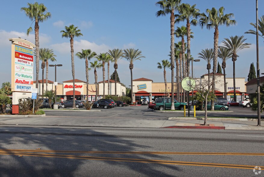 More Photos Of 2901-2931 E Florence Ave, Huntington Park Unknown For Lease