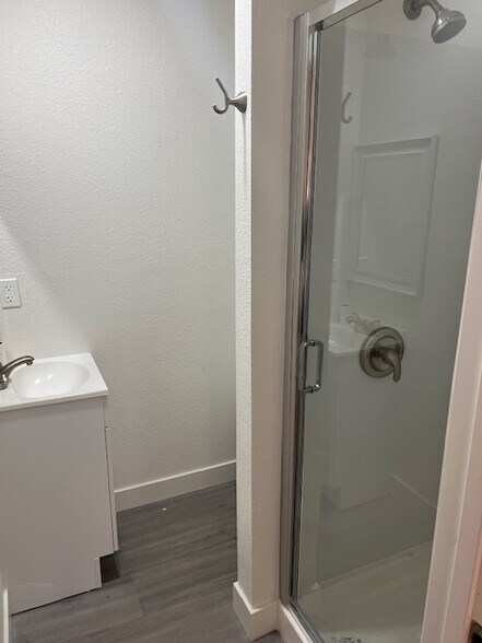 More Photos Of 214 S Maryland Pky, Las Vegas Loft Creative Space For Sale