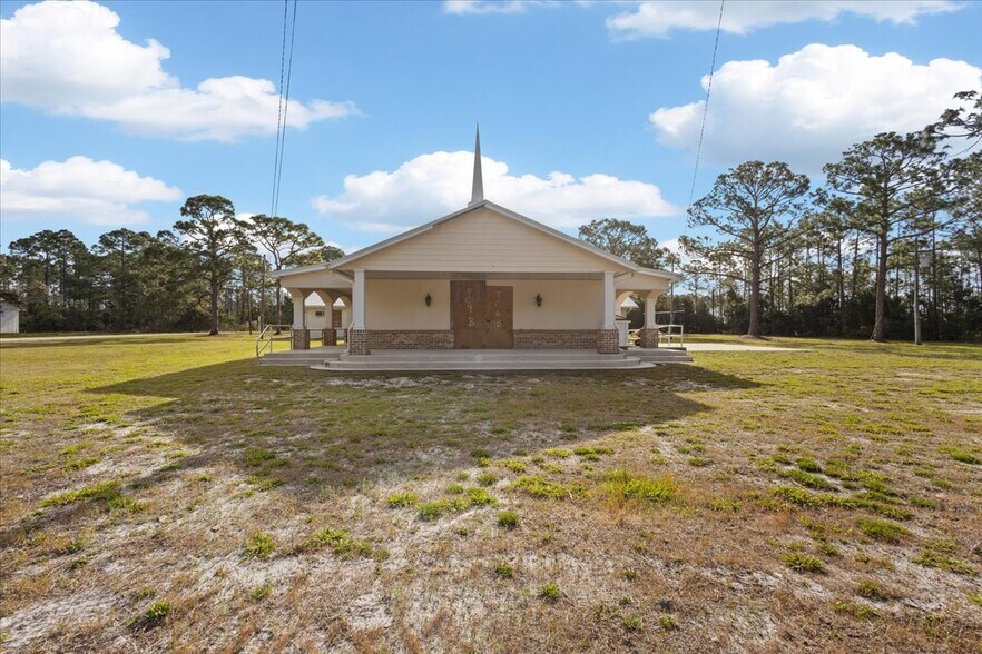 More Photos Of 21070 Beach Rd, Perry Specialty For Sale