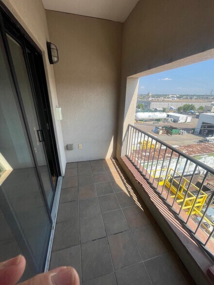 More Photos Of 2970 S Tejon St, Englewood Warehouse For Sale