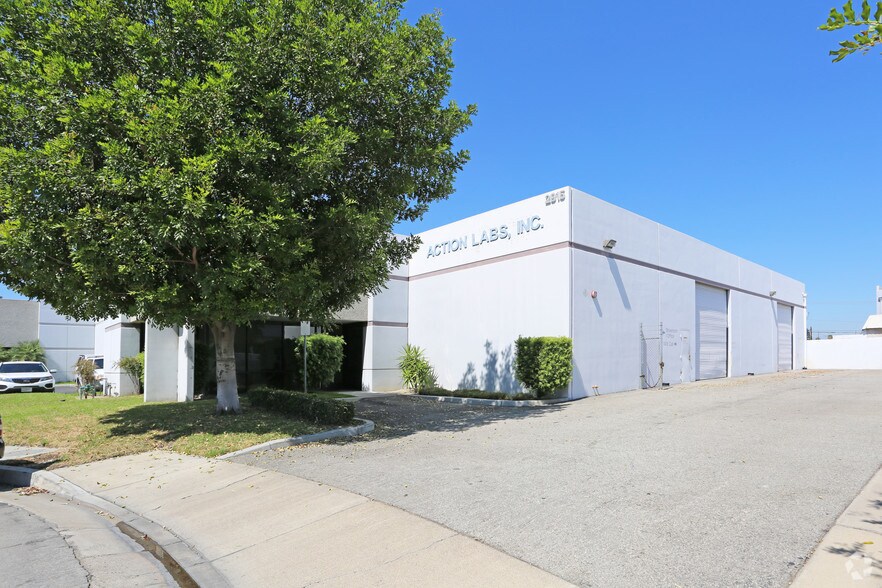 Primary Photo Of 2915 E Ricker Way, Anaheim Warehouse For Lease