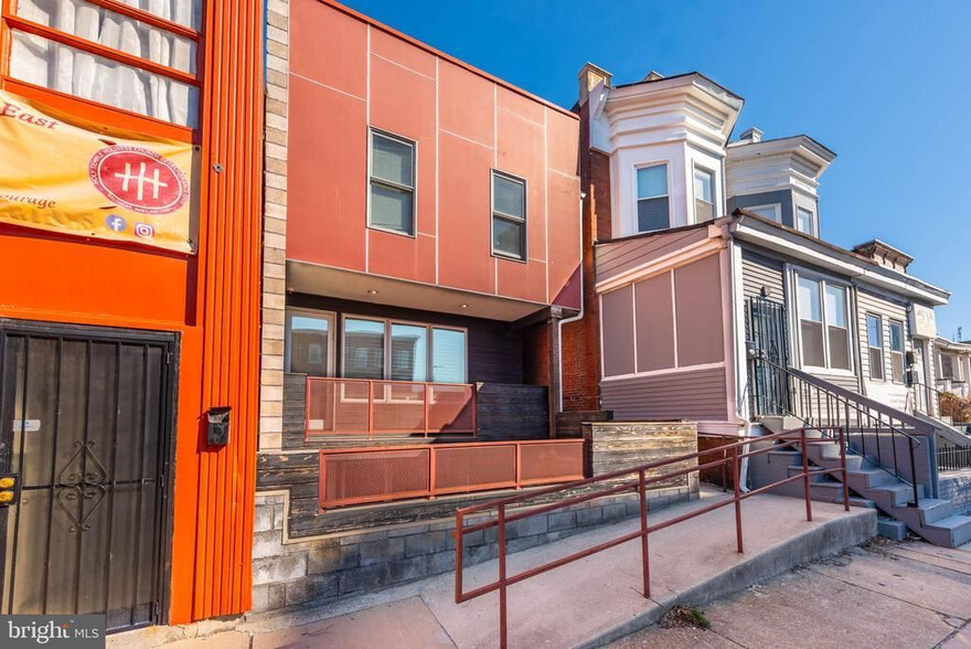 More Photos Of 338 E 25th St, Baltimore Office For Sale