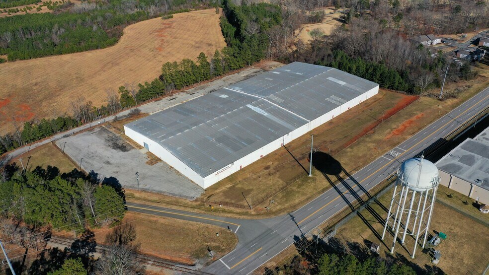 More Photos Of 50 Iron Gate Rd, Clarksville Manufacturing For Lease