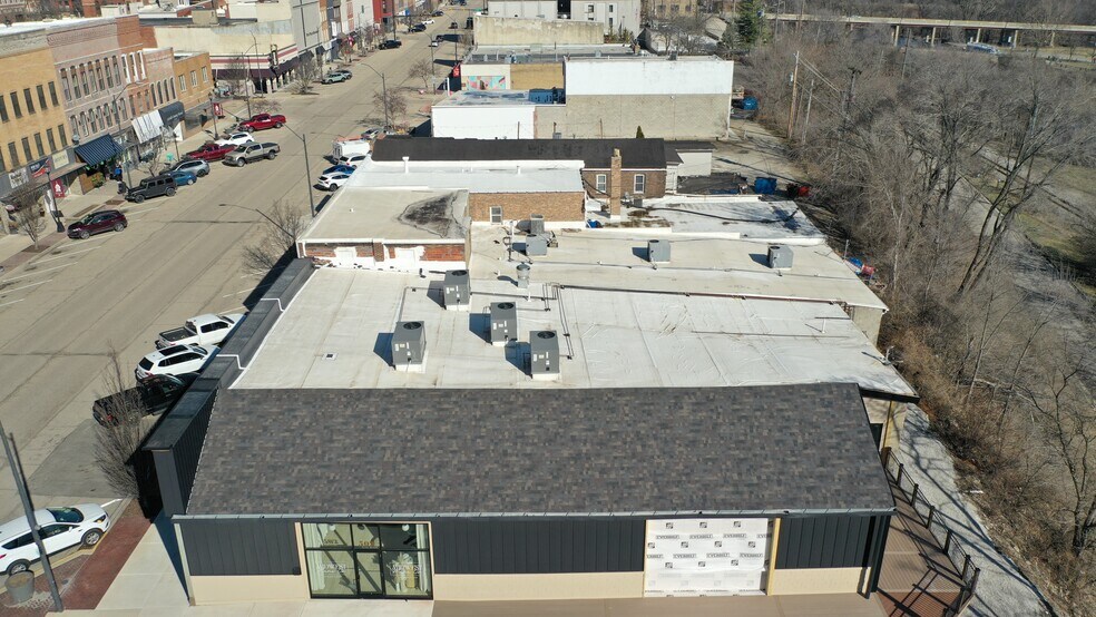 More Photos Of 502 1st St, La Salle Storefront For Sale