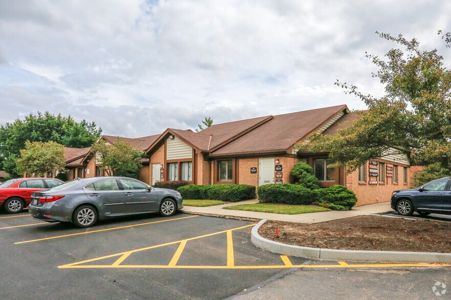 More Photos Of 1701-1733 S Breiel Blvd, Middletown Medical For Sale
