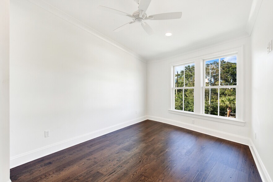 More Photos Of 104 17th st, Tybee Island Apartments For Sale