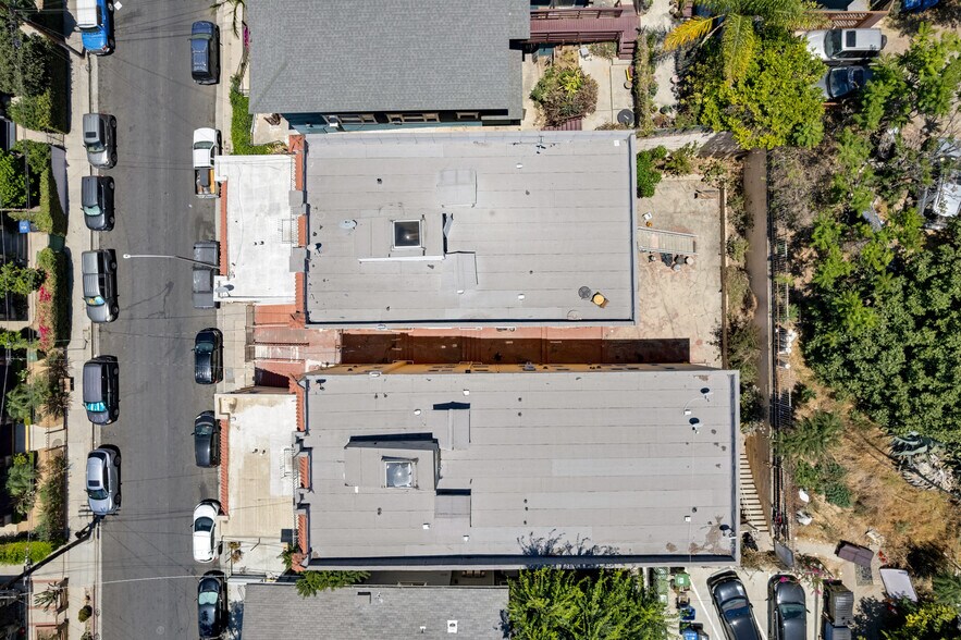 More Photos Of 146-150 Douglas St, Los Angeles Apartments For Sale