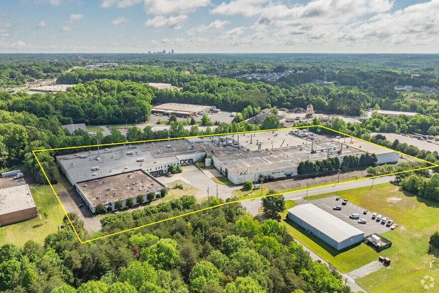 More Photos Of 3811 Kimwell Dr, Winston-Salem Warehouse For Sale
