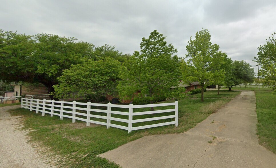 Primary Photo Of 14329 US Highway 75, Van Alstyne Land For Sale