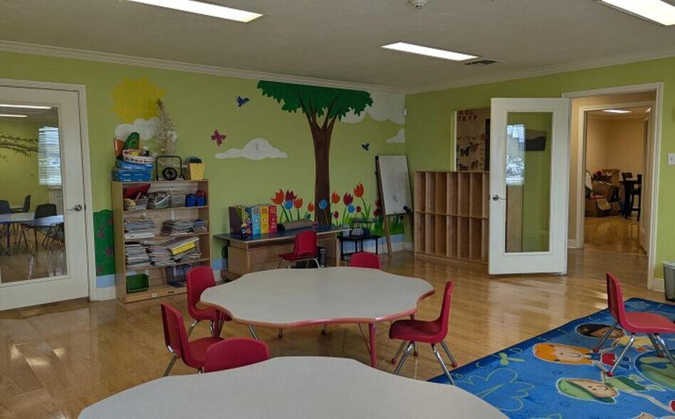 More Photos Of 9608 Spencer Hwy, La Porte Daycare Center For Sale
