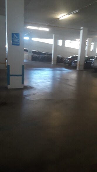 More Photos Of 13499 Biscayne Blvd, Miami Apartments For Lease