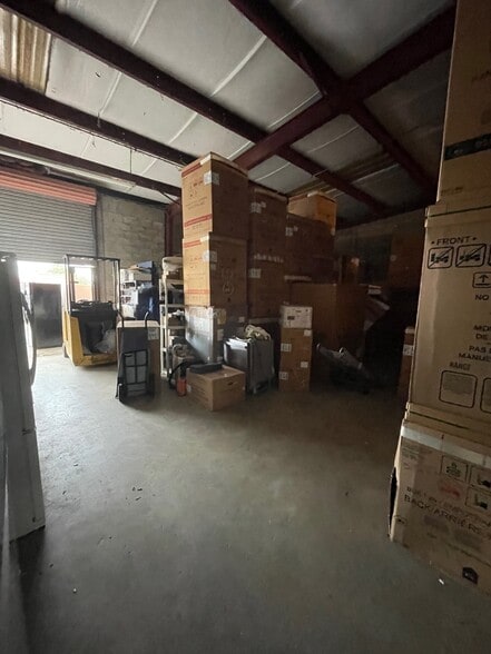 More Photos Of 2371 S McCall Rd, Englewood Freestanding For Sale