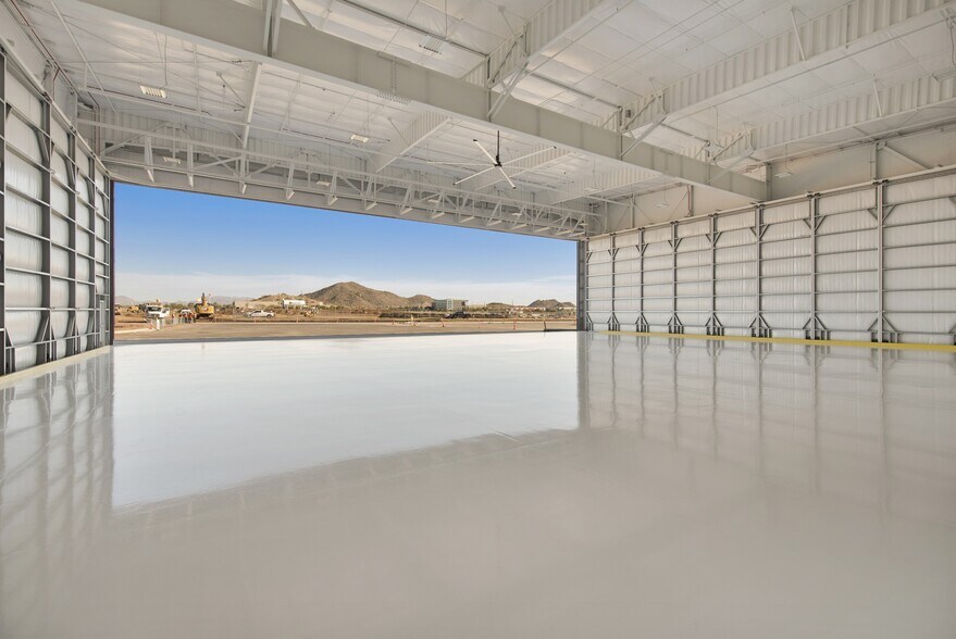 Primary Photo Of 180 E Deer Valley Dr, Phoenix Airplane Hangar For Lease