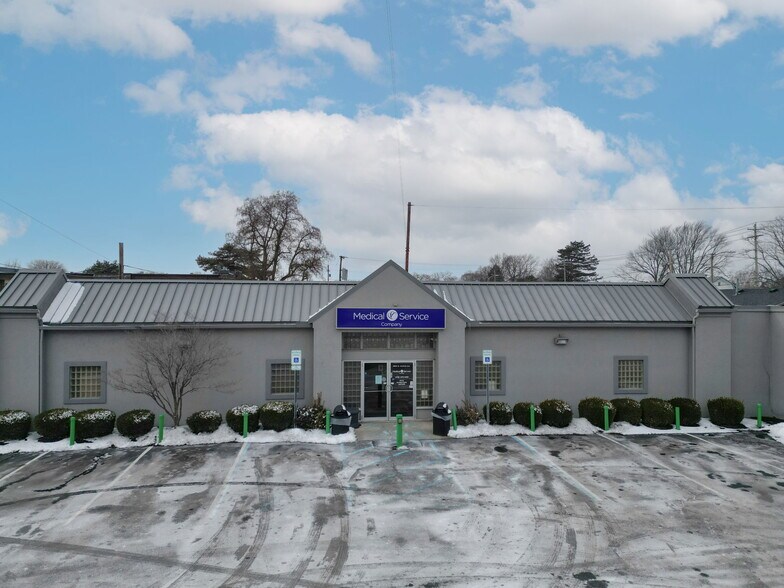 Primary Photo Of 2645-2655 W Central Ave, Toledo Showroom For Sale