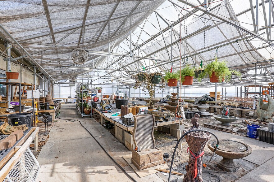More Photos Of , Blue Springs Unknown For Sale
