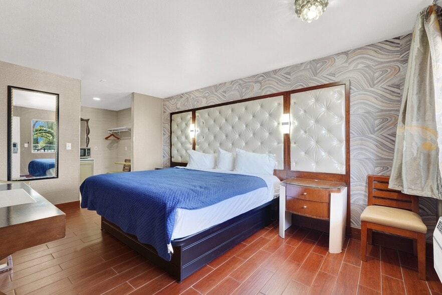 More Photos Of 2855 Fremont St, Las Vegas Hotel For Sale