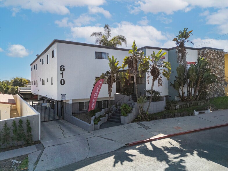 Primary Photo Of 610 E Hyde Park Blvd, Inglewood Apartments For Sale