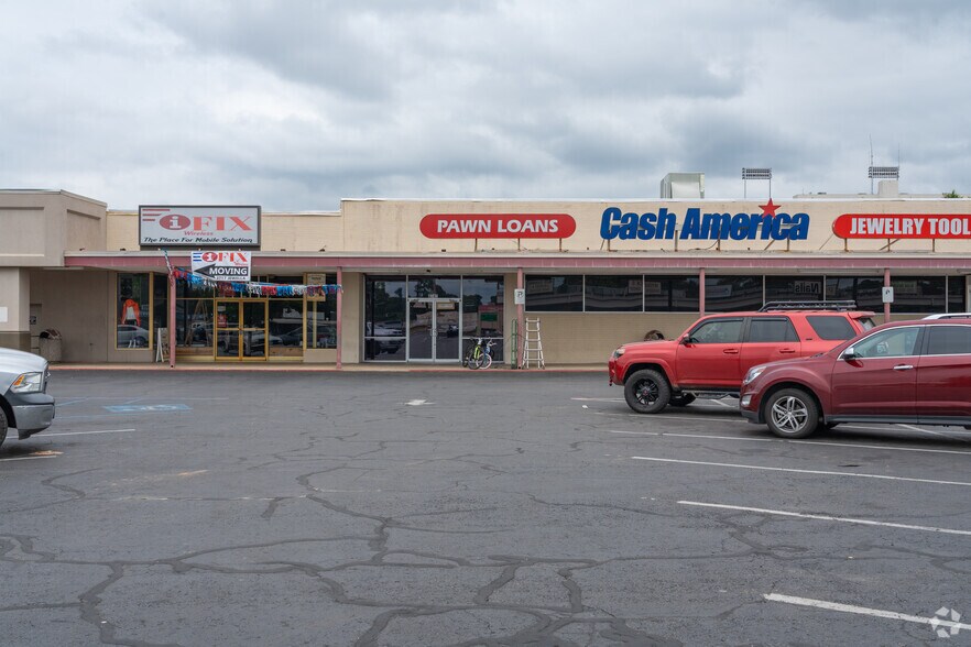 More Photos Of 3725-3755 Jewella Ave, Shreveport Unknown For Lease