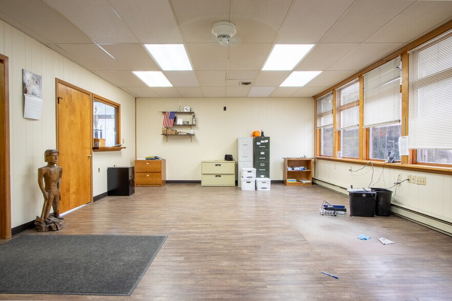 More Photos Of 158 La Barre St, Hancock Warehouse For Sale