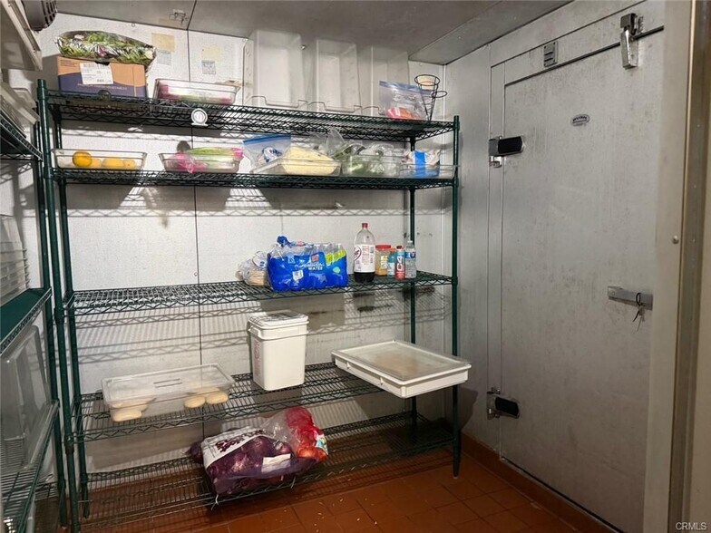 More Photos Of 1355 Washington Ave, Oroville Fast Food For Sale