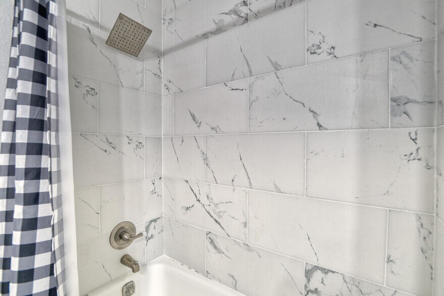 More Photos Of 4513 W McElroy Ave, Tampa Apartments For Sale