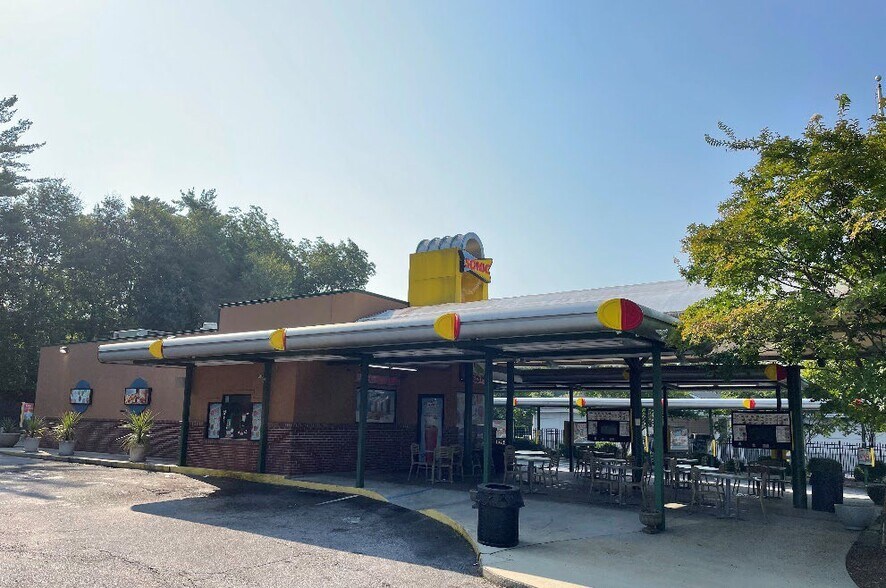 More Photos Of 954 N Pleasantburg Dr, Greenville Fast Food For Lease