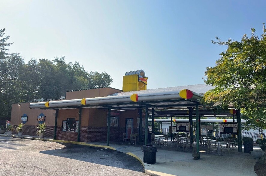 More Photos Of 954 N Pleasantburg Dr, Greenville Fast Food For Sale