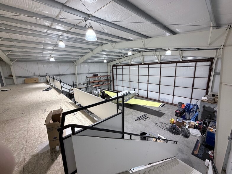 More Photos Of 2545 Aerial Way SE, Salem Warehouse For Sale