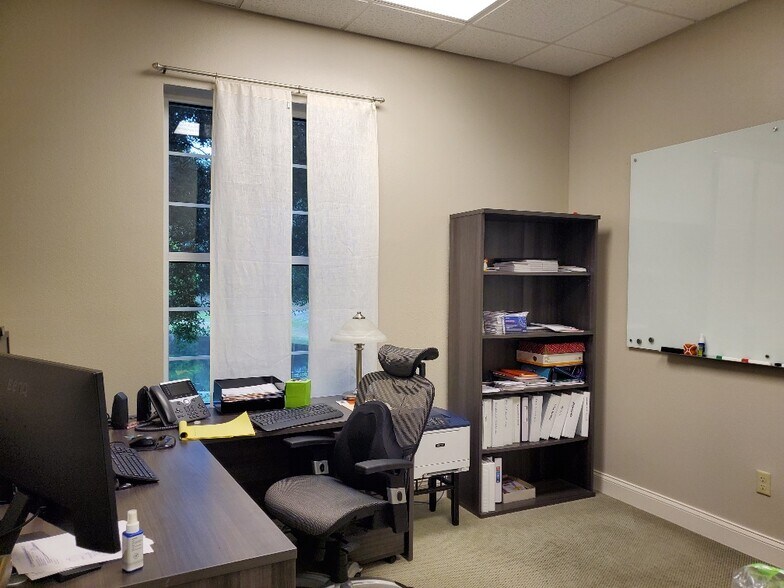 More Photos Of 2461 W SR 426, Oviedo Loft Creative Space For Lease