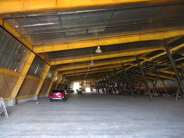 More Photos Of 202 Industrial Dr, Emporia Warehouse For Sale