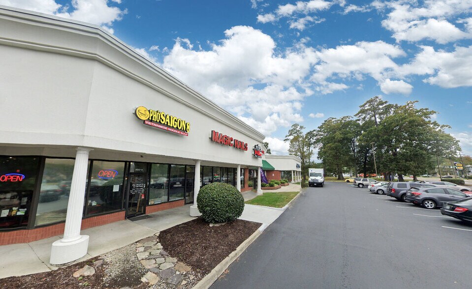Primary Photo Of 550 Oyster Point Rd, Newport News Storefront For Lease
