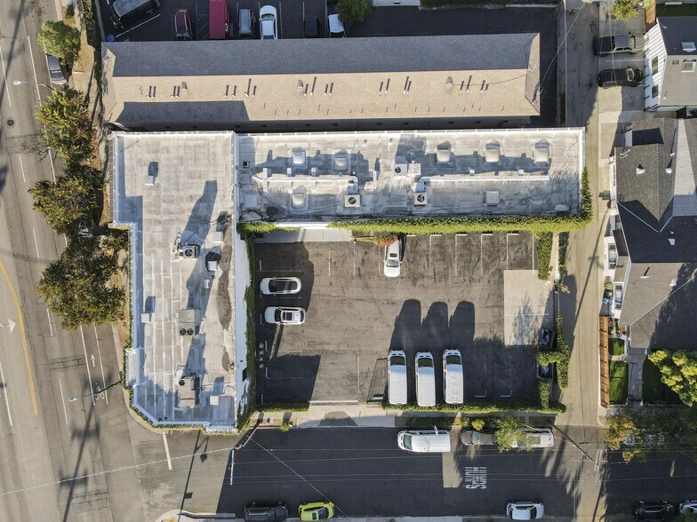 More Photos Of 1480 Colorado Blvd, Los Angeles Medical For Sale
