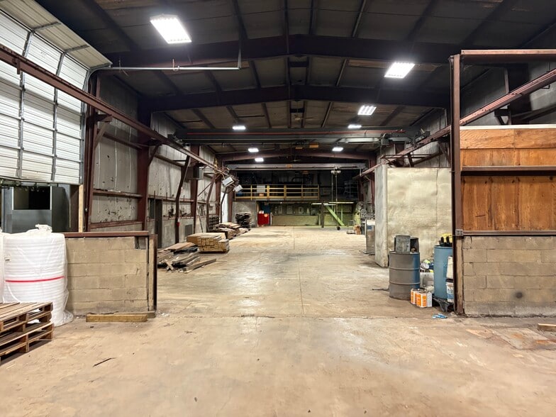More Photos Of 3731 W Alexandersville Bellbrook Rd, Dayton Warehouse For Sale