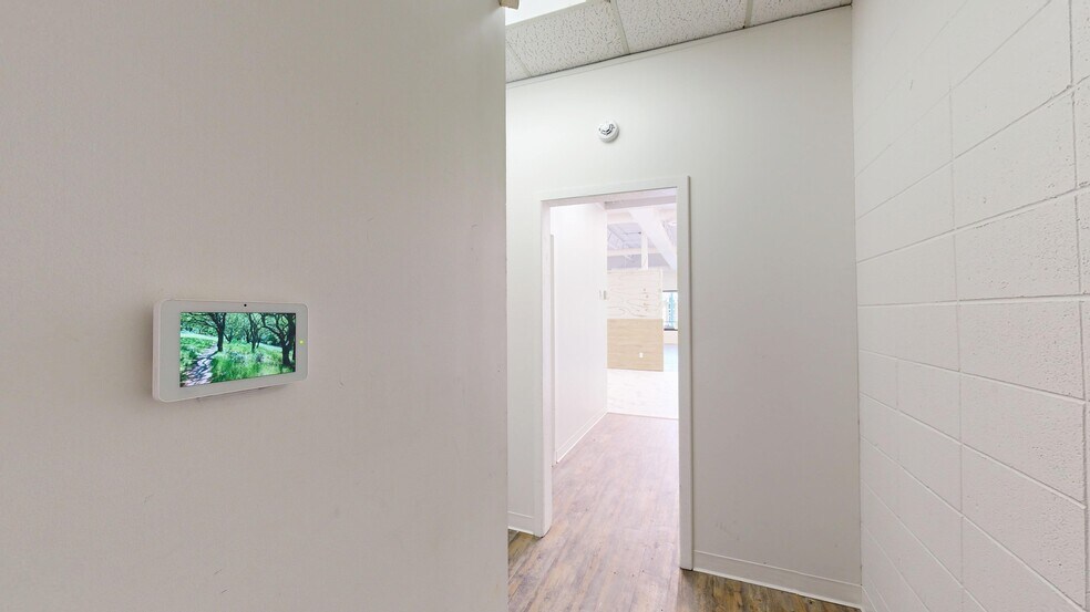 More Photos Of 4810 50 st, Stettler Flex For Lease