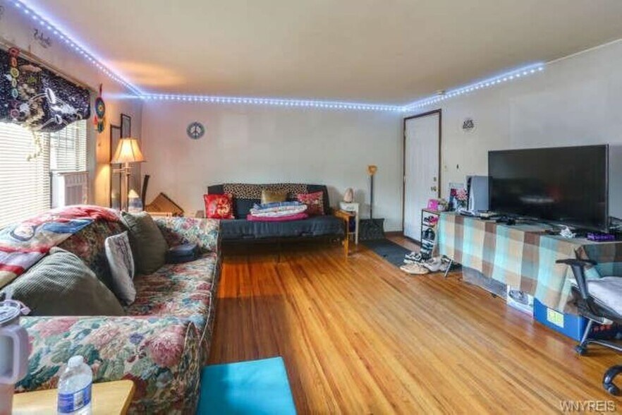 More Photos Of 128 Colton Ave, Lackawanna Apartments For Sale